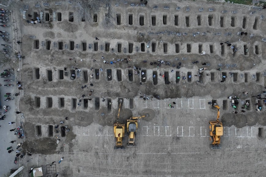 Graves are being prepared for the victims following an Israeli strike on a school in Minab, Iran, March 2, 2026. Iranian Foreign Media Department/WANA (West Asia News Agency)/Handout via REUTERS ATTENTION EDITORS - THIS PICTURE WAS PROVIDED BY A THIRD PARTY. TPX IMAGES OF THE DAY