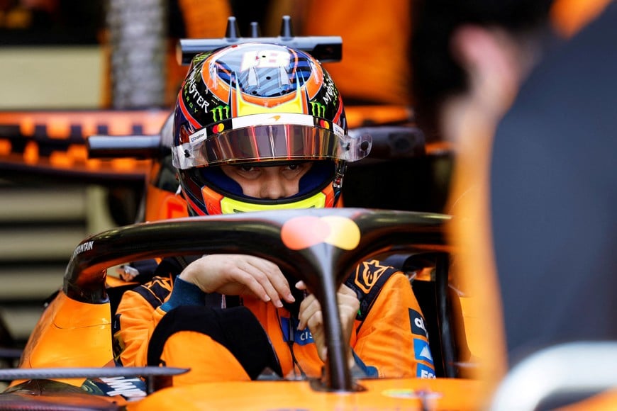 FILE PHOTO: Formula One F1 - Pre Season Testing - Bahrain International Circuit, Sakhir, Bahrain - February 20, 2026
McLaren's Oscar Piastri during the pre season testing REUTERS/Hamad I Mohammed/File Photo