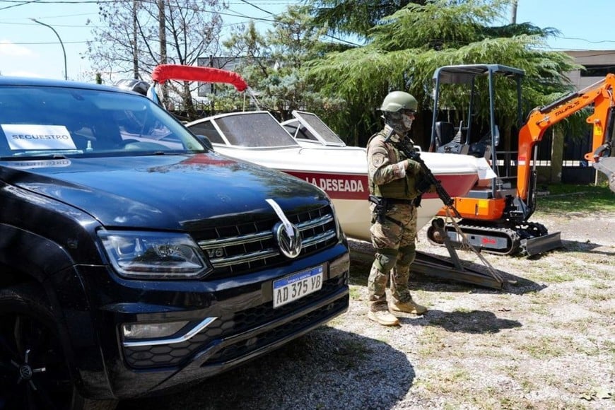 Parte de los elementos incautados durante los operativos. Foto: Gentileza