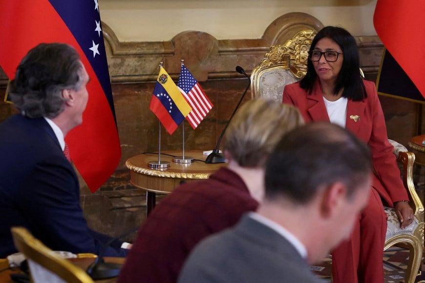 FILE PHOTO: Venezuela's interim President Delcy Rodriguez meets with U.S. Interior Secretary Doug Burgum, in Caracas, Venezuela, March 4, 2026. REUTERS/Leonardo Fernandez Viloria/File Photo