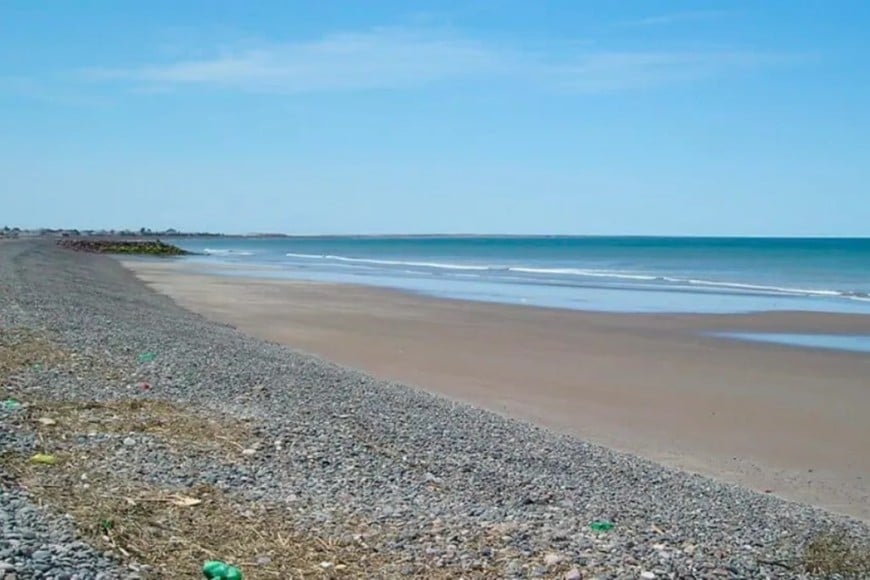 Un grupo de vecinos lo encontró dentro de una bolsa de nylon.