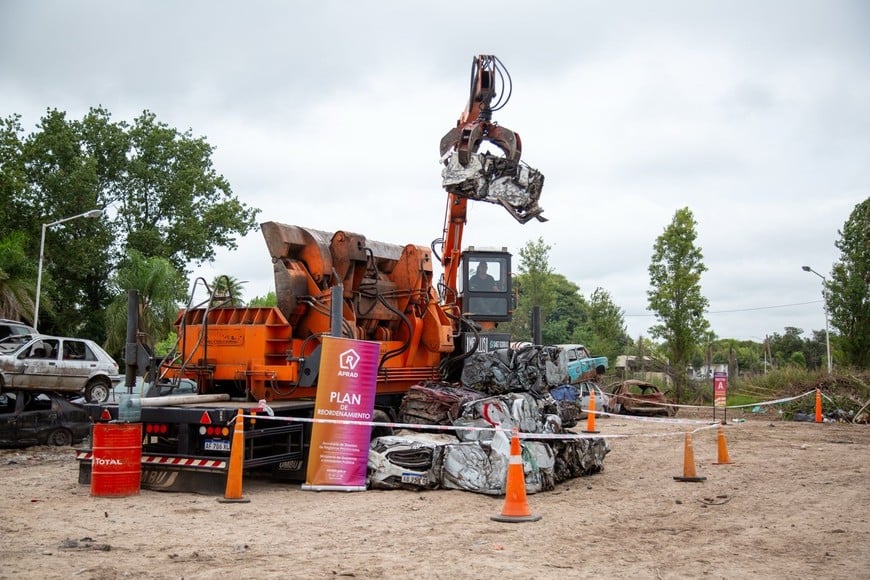 Las tareas son ejecutadas por el Ministerio de Gobierno e Innovación Pública a través de la Agencia Provincial de Registro, Administración y Destino de Bienes y Derechos Patrimoniales (Aprad)