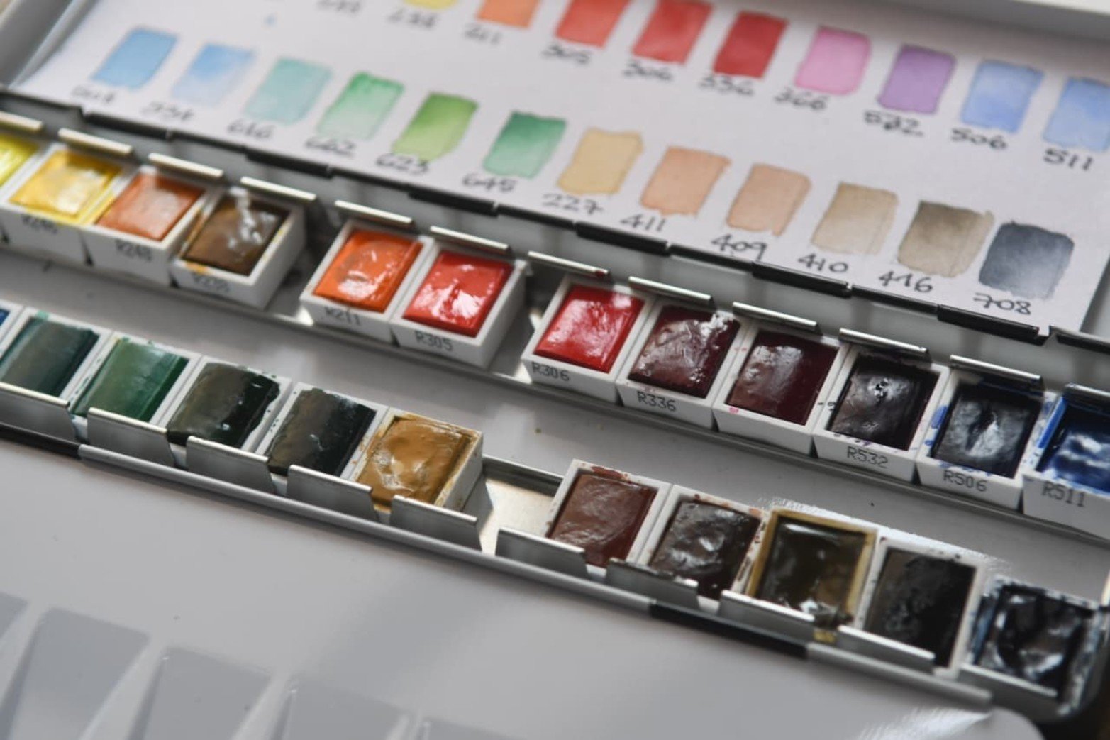 Arte por Día de la Mujer en Dante. 