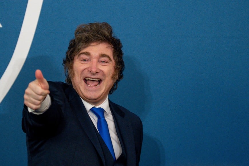 Argentina's President Javier Milei gives a thumbs up at the conclusion of his speech at Yeshiva University in Manhattan, in New York City, U.S., March 9, 2026. REUTERS/David 'Dee' Delgado