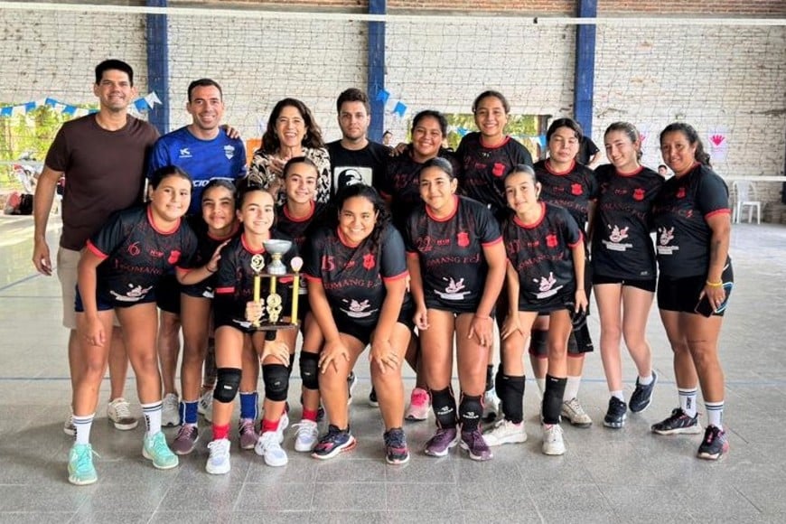 Nuevo piso y torneo regional: el Club Gimnasia de Vera suma infraestructura para el deporte