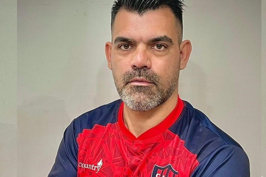 Andrés Formento, DT de La Perla del Oeste.  Gentileza.