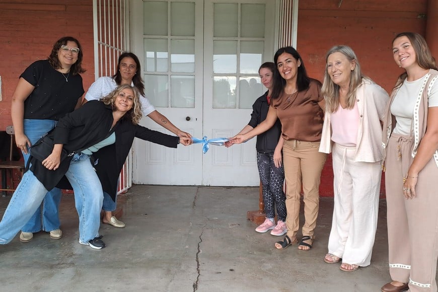 El Paseo de la Mujer sumó dos nuevas placas y el Museo inauguró una muestra artística