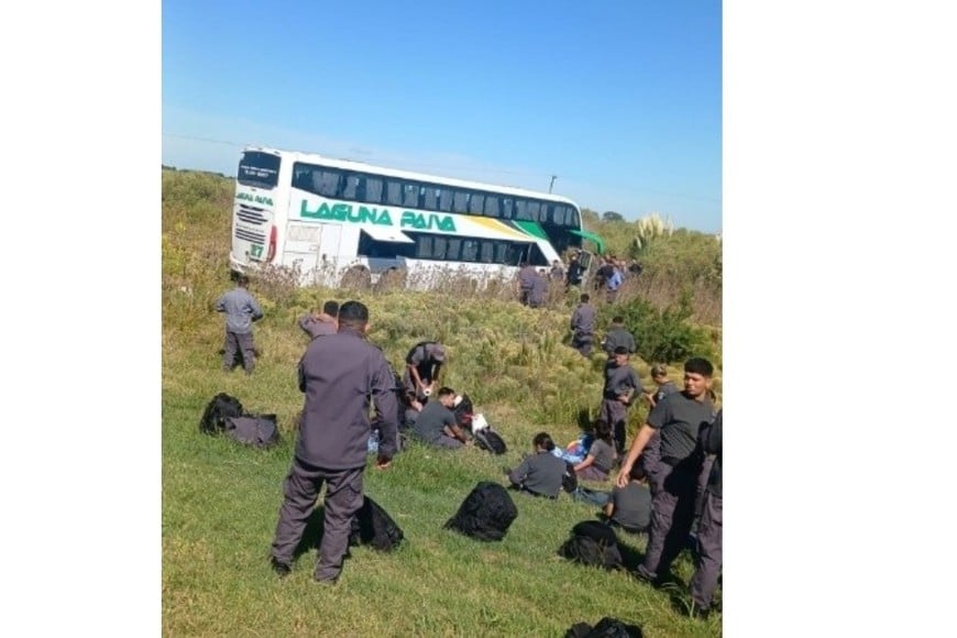 El coelctivo transportaba Agentes del Servicio Penitenciario