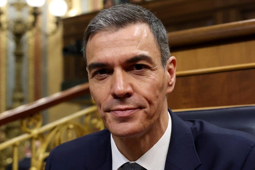 Spain's Prime Minister Pedro Sanchez on the day he addresses Parliament on the deadly train crash in Adamuz on January 18, and other railroad accidents in the country, in Madrid, Spain, February 11, 2026. REUTERS/Violeta Santos Moura