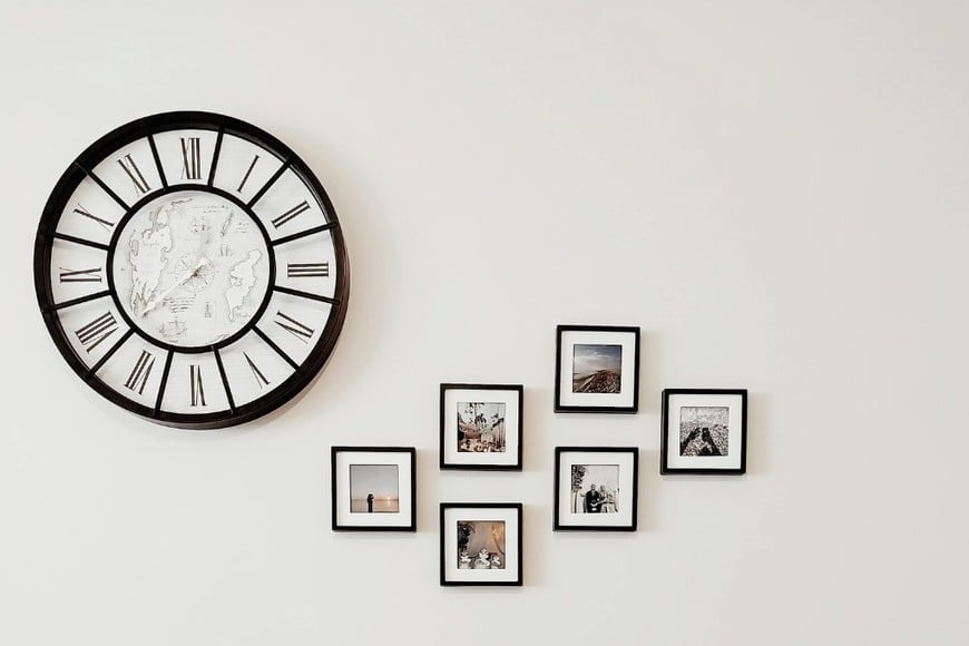 Cuadros pequeños que agregan color y personalidad.