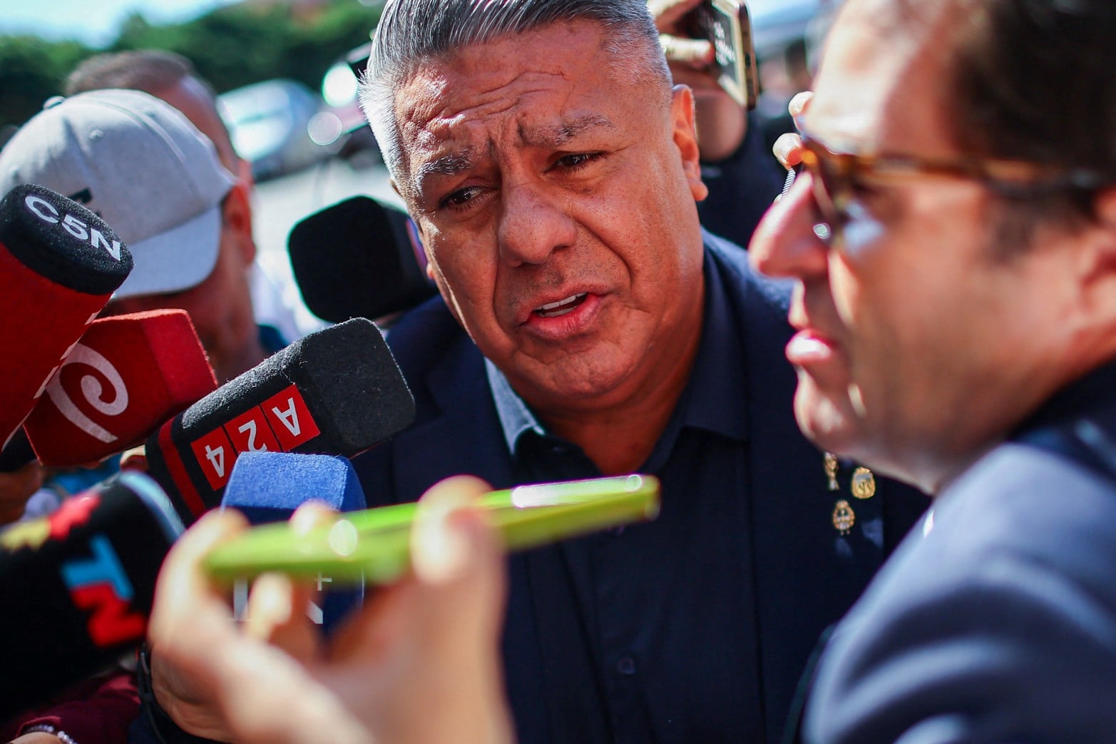 Claudio ‘Chiqui’ Tapia fue detenido por los medios.