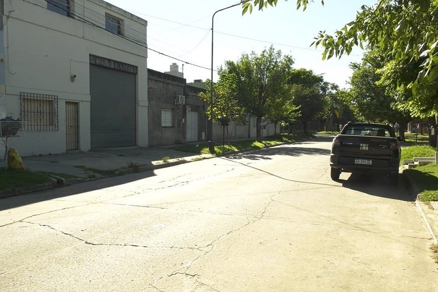 Residentes del barrio reclaman mayor presencia policial ante el aumento de delitos.