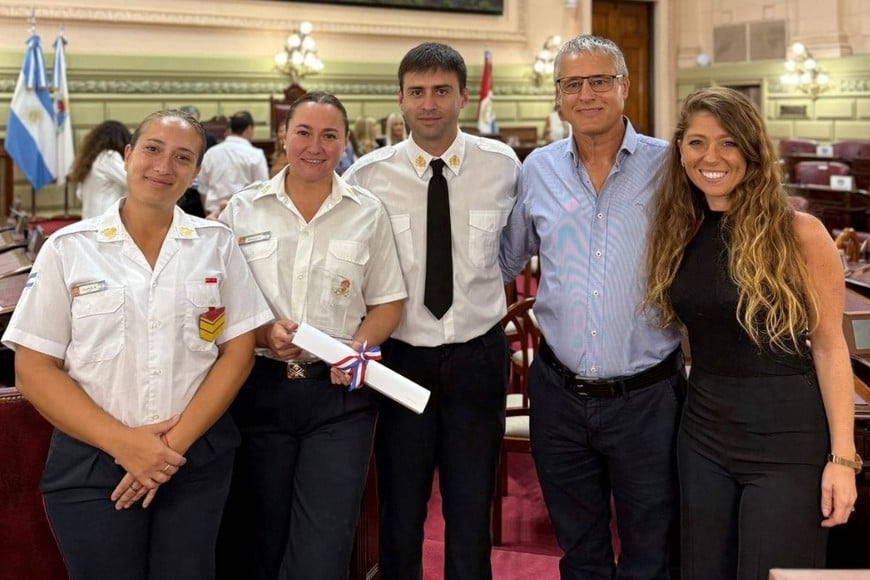 La brigadista integra la Brigada Santafesina de la Regional 10 de la Federación de Bomberos Voluntarios.