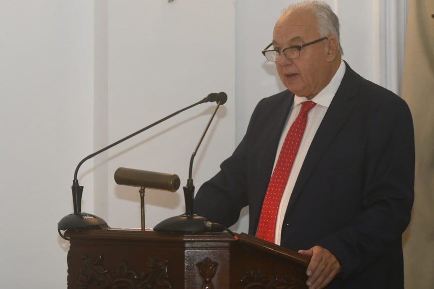 “No  es buena  la  judicialización  excesiva  ni tampoco es bueno que los jueces, sin renunciar a nuestra función de poner límites, vayamos más allá”, advirtió Gutiérrez.