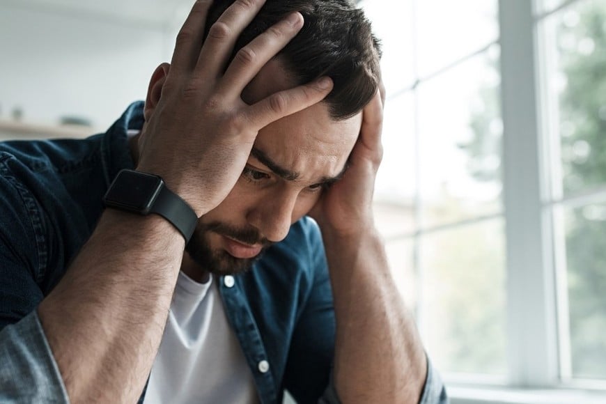 Reconocer estos comportamientos y modificarlos es uno de los primeros pasos para reducir la ansiedad y mejorar el equilibrio emocional.