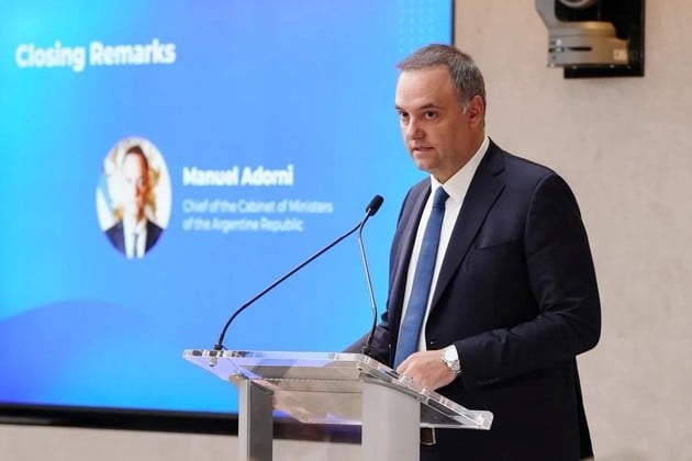 Manuel Adorni y las tentaciones del poder.