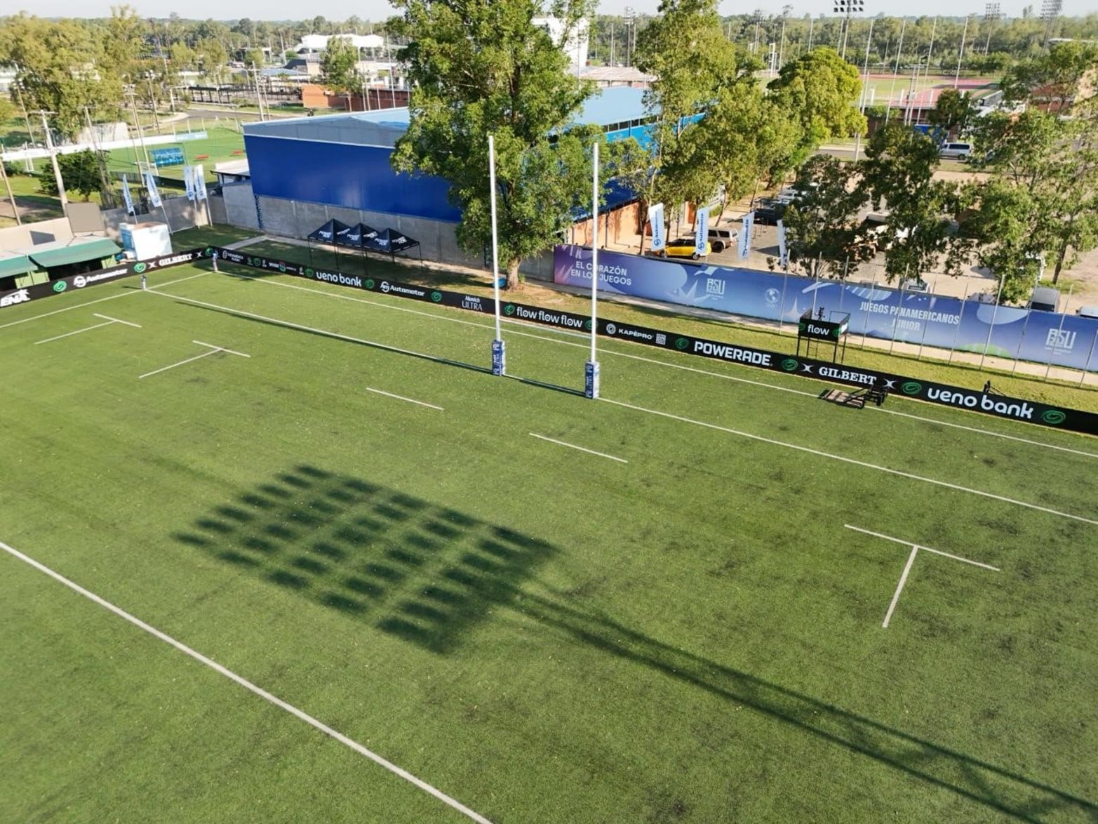 El campo de juego cuenta con césped sintético renovado para los Juegos ASU2025.
