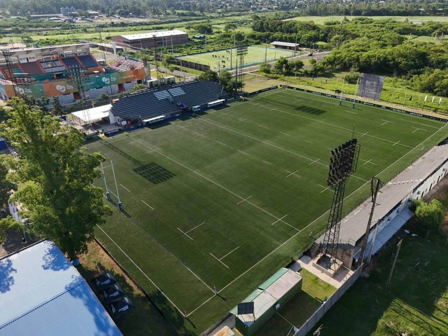 El estadio fue nombrado Héroes de Curupayty en homenaje a los soldados paraguayos que lucharon en la histórica batalla.