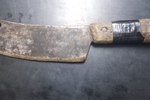 El arma blanca incautada al hombre acusado. Foto: El Litoral