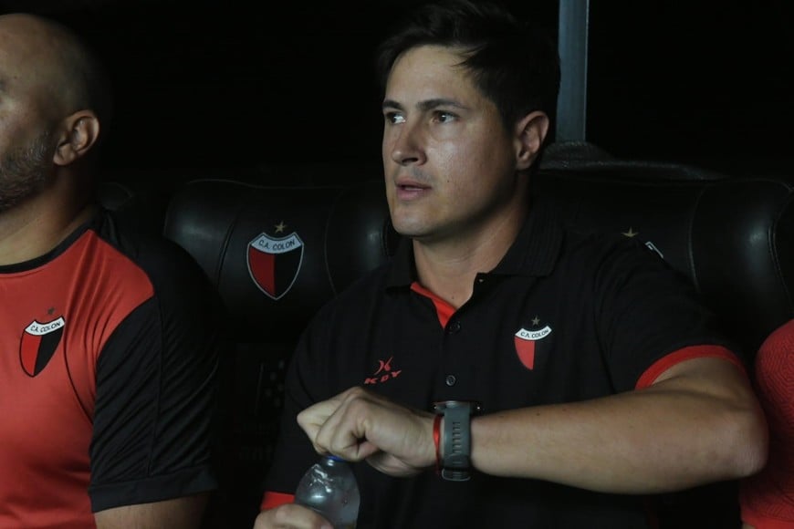 Medrán deberá meter mano en el once inicial. Foto: Carolina Niklison.