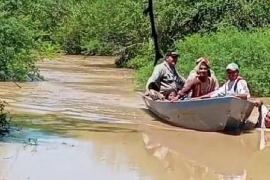 Las autoridades provinciales desplegaron operativos para asistir a los habitantes afectados