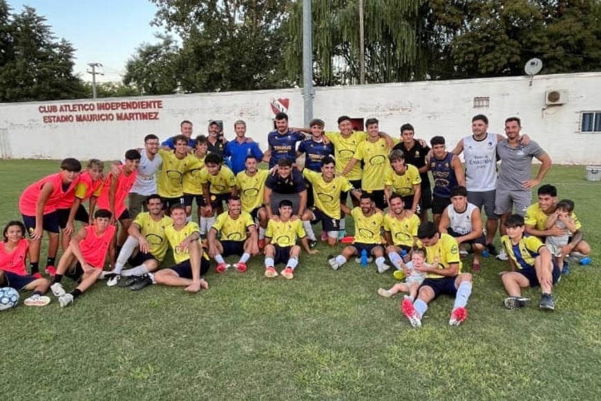 Toda la felicidad de Náutico El Quillá. Gentileza.