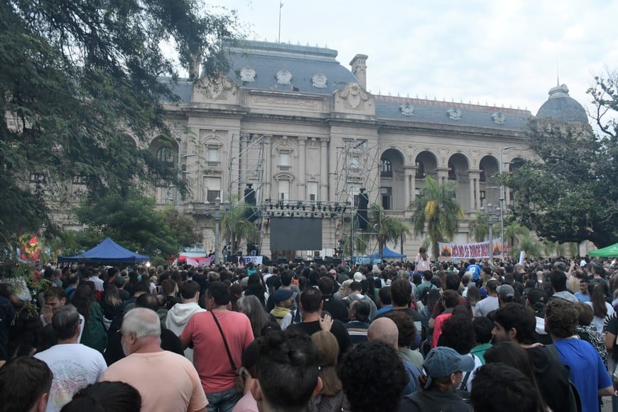 Postales de la conmemoración en 2025. Crédito: Manuel Fabatía.