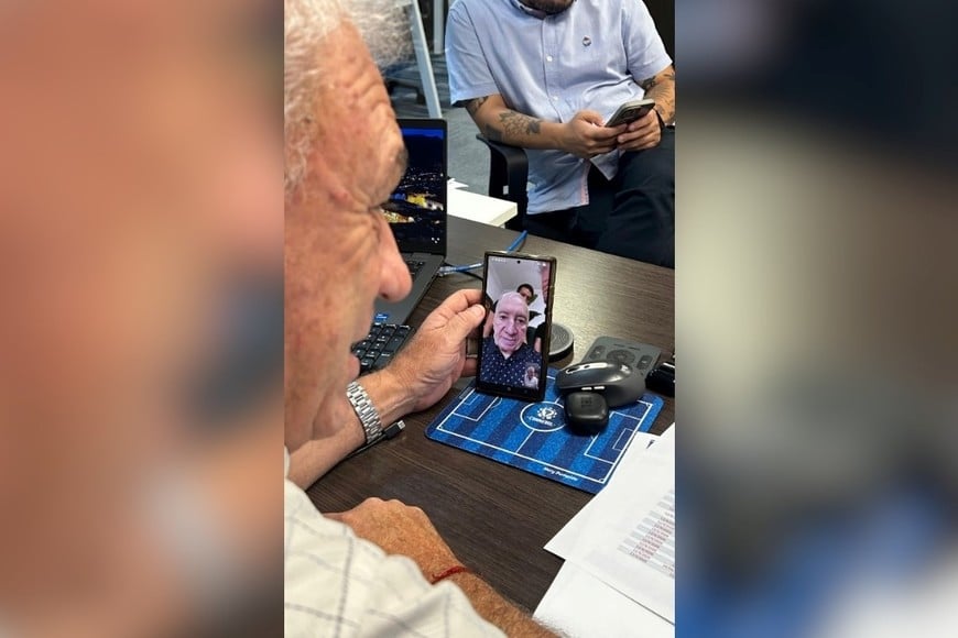 El saludo de Nery a Bilardo