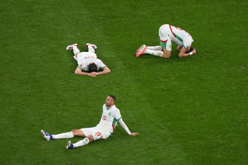 FILE PHOTO: Soccer Football - CAF Africa Cup of Nations - Morocco 2025 - Final - Senegal v Morocco - Prince Moulay Abdellah Stadium, Rabat, Morocco - January 18, 2026
Morocco's Youssef En-Nesyri, Abde Ezzalzouli and Nayef Aguerd look dejected after the match REUTERS/Stringer/File Photo