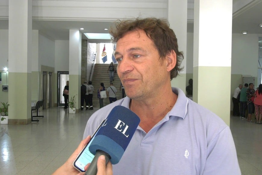 El concejal advirtió sobre el uso discrecional de los fondos del transporte.