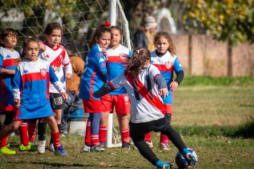 Fútbol femenino. Gentileza.