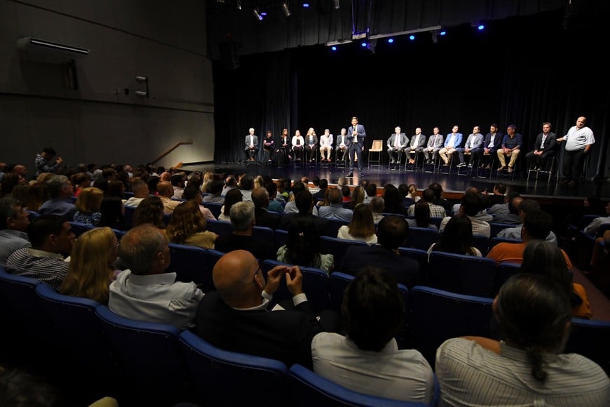 La primera reunión interministerial se realizó durante 2023 en el teatro Luz y Fuerza. Crédito: Pablo Aguirre