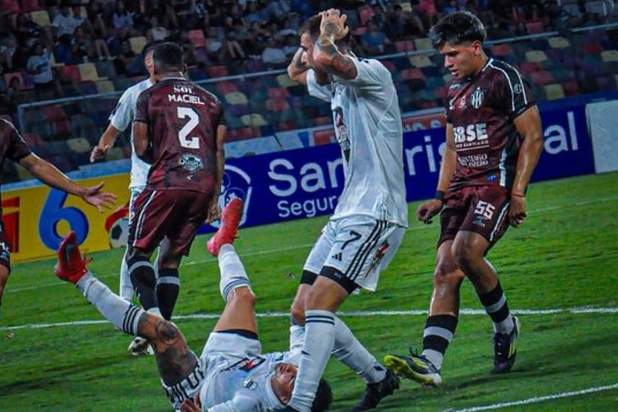 Central Córdoba vs Riestra. Foto: @prensariestra