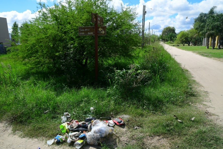 Los microbasurales muchas veces son limpiados pero al rato ya se forman nuevamente.