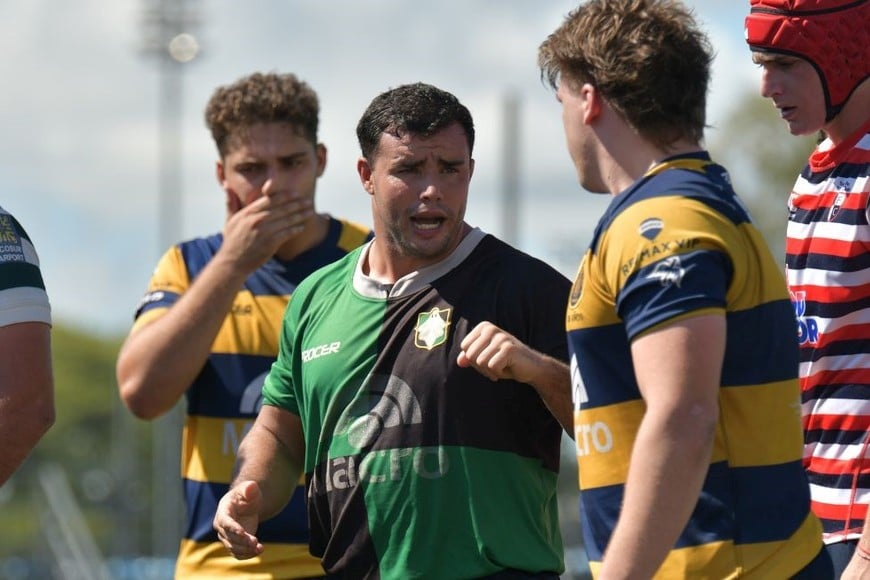 Jockey, Duendes, GER y SFRC en modo forwards de Capibaras.