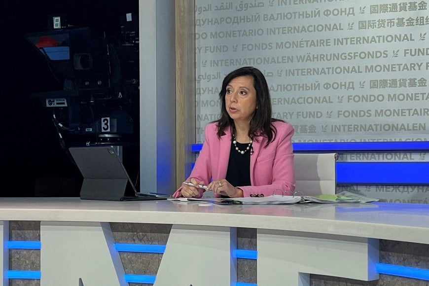 FILE PHOTO: International Monetary Fund spokesperson Julie Kozack speaks to reporters at the IMF's headquarters, ahead of the joint IMF-World Bank annual meetings in Marrakech, Morocco taking place on October 9-15, in Washington, U.S. September 28, 2023. REUTERS/Andrea Shalal/File Photo
