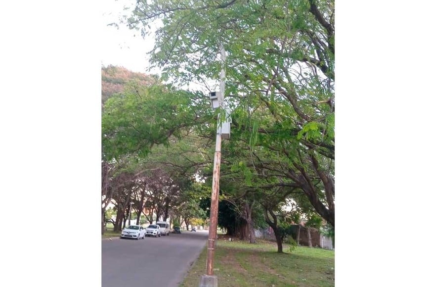 Frente al Parque Federal, el dispositivo colocado a modo de prueba.