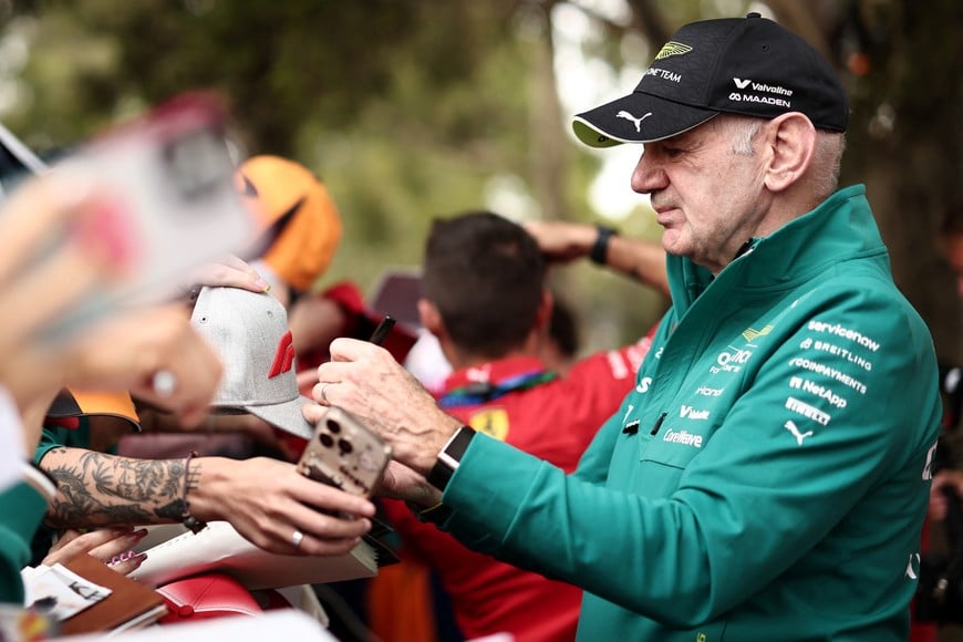 Formula One F1 - Australian Grand Prix - Albert Park Grand Prix Circuit, Melbourne, Australia - March 6, 2026
Aston Martin team principal Adrian Newey with fans before practice REUTERS/Mark Peterson