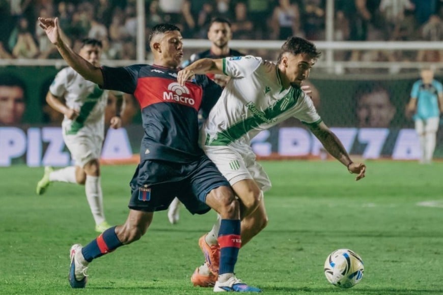 Banfield vs Tigre. Foto: @CAB_oficial