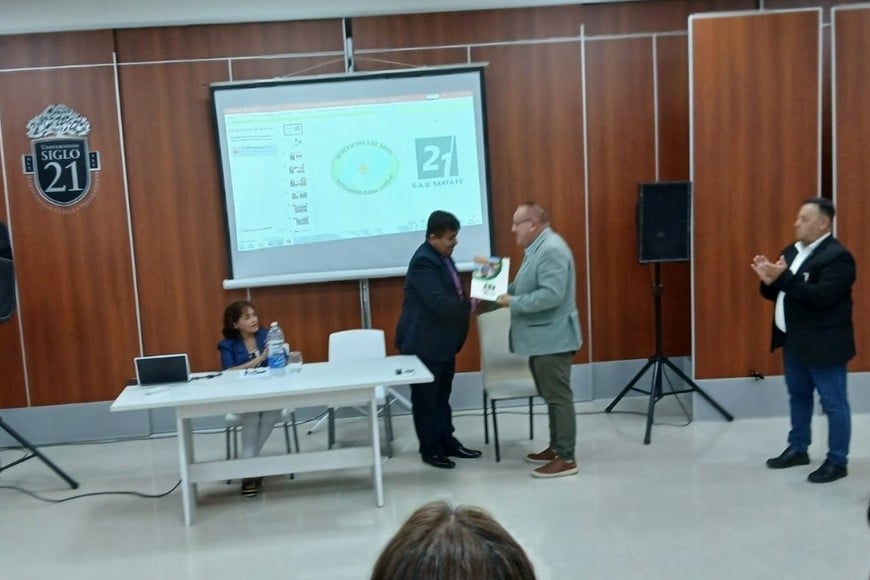 Autoridades, veteranos y referentes participaron del encuentro en Santa Fe.