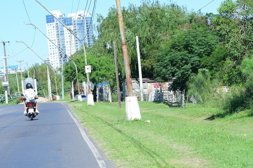 Se accede por Demetrio Gómez. Flavio Raina.