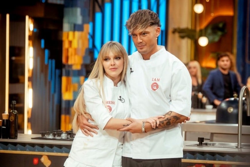 Los finalistas de Masterchef: Sofi "La reini" Gonet y Ian Lucas. Foto: Prensa Telefé.
