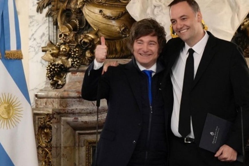 Javier Milei y Manuel Adorni. Protagonistas de una semana ajetreada para el gobierno nacional.