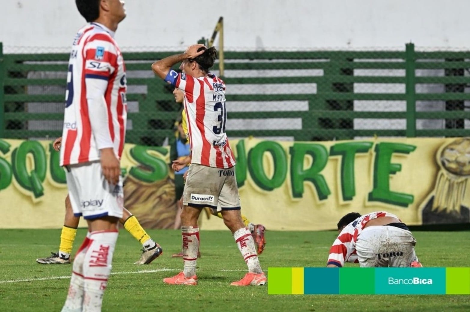 Galería BICA: Unión-Defensa y Justicia