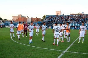 Los sabaleros y otra derrota en la Isla Maciel. Foto: Juan Manuel Foglia