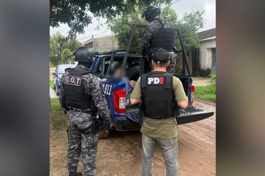 Motochorros del oro: imputan a dos jóvenes por una saga de asaltos contra mujeres en Santa Fe