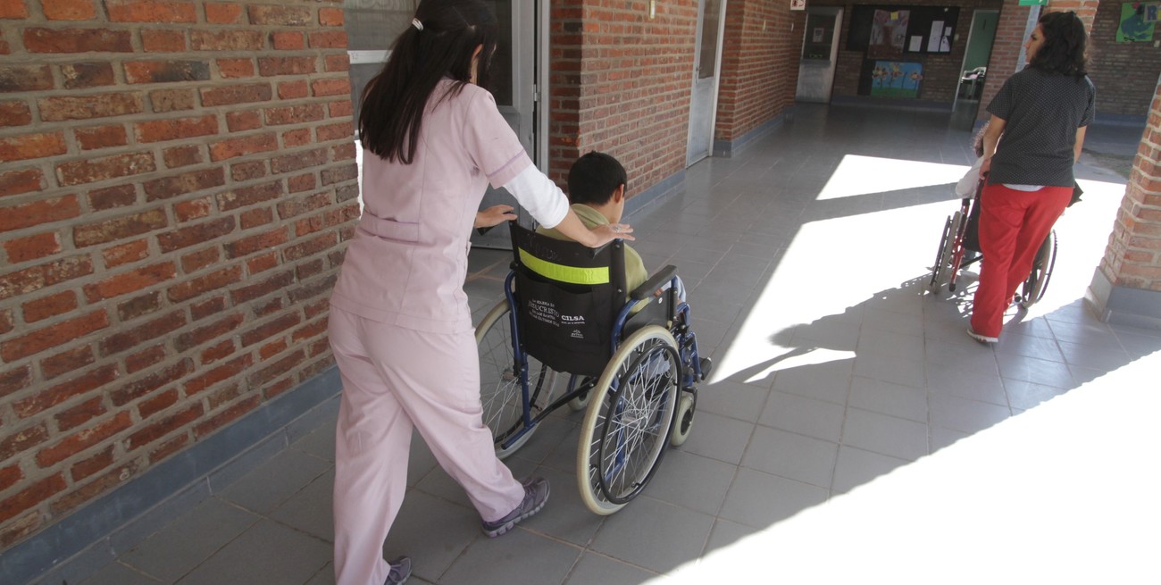 Un Mundo Especial cesó sus actividades para 70 chicos y adolescentes hasta el 27 de marzo, a la espera de poder hacer frente al pago de haberes a su personal. Foto: Di Salvatore (Archivo)