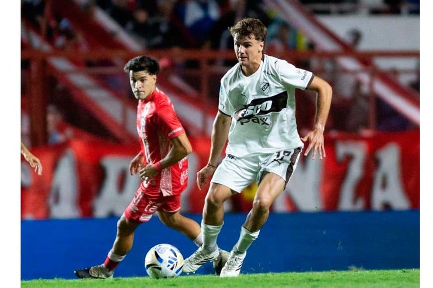 El clásico se definió sobre el final.