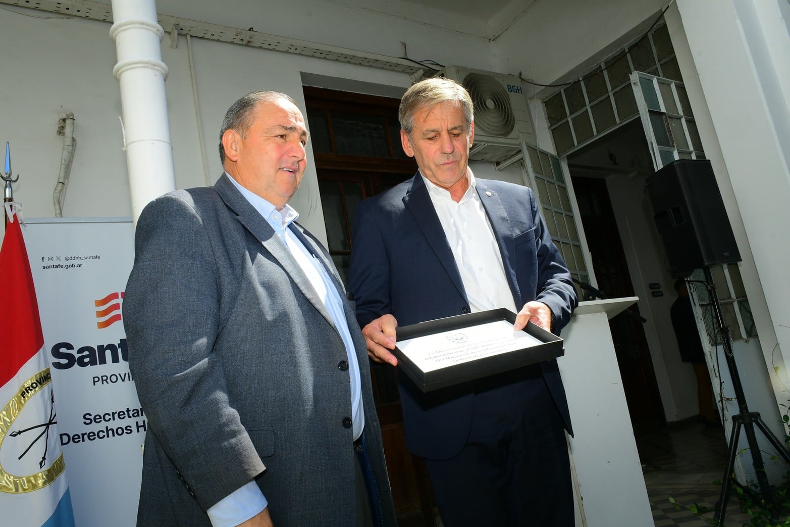 En el Espacio de Memoria Ex Comisaría 4ta, se realizó el acto central por el Día de la Memoria.
Emilio Jatón destacó que en Santa Fe “el ejercicio de la Memoria es una política de Estado”.