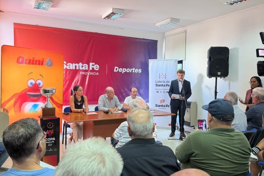 Autoridades y dirigentes participaron del lanzamiento. Foto: Copa Santa Fe.